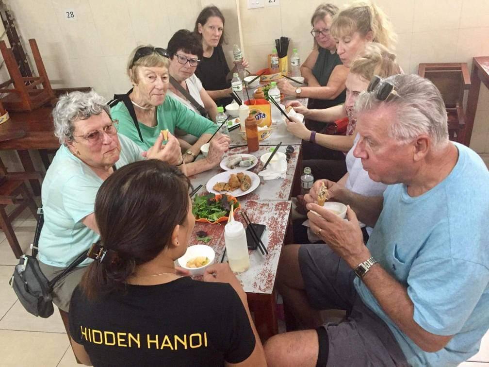 STREET FOOD WALKING TOUR